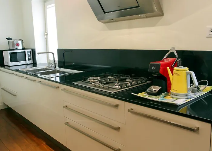 Sarai Apartments